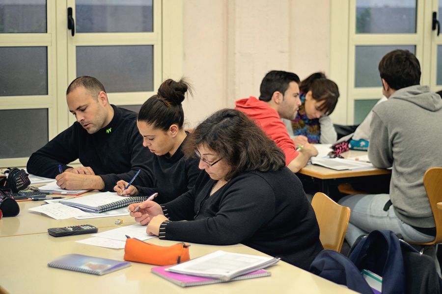 Alumnes a l'aula 